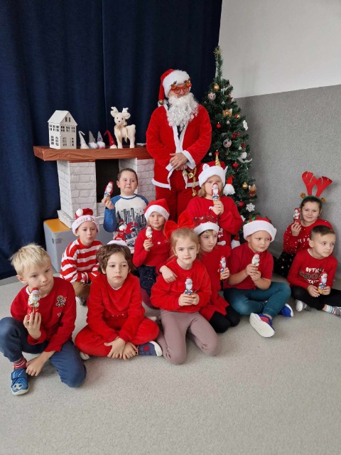Święty Mikołaj w naszej szkole - Obrazek 1