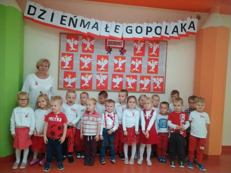 Uczczenie 103. rocznicy odzyskania niepodległości przez Polskę - Obrazek 3