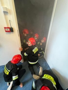 Klasa 3b brała udział w warsztatach „Ognik” dotyczących bezpieczeństwa w obliczu pożaru.