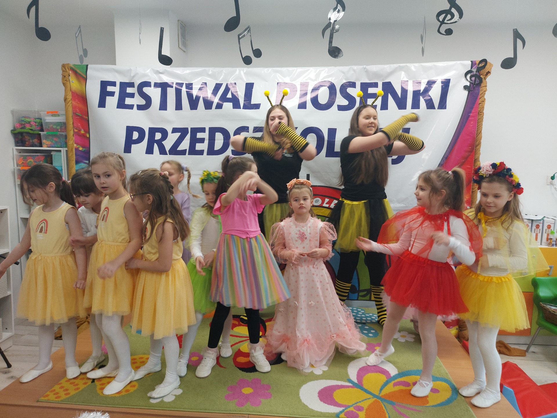 Festiwal Piosenki Przedszkolnej w Przedszkolu nr 7 - Obrazek 2