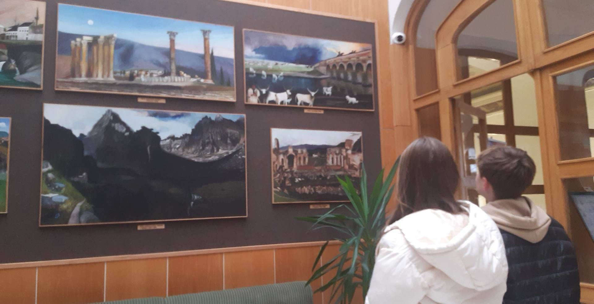 Návšteva umeleckých expozícií na Mestskom úrade v Sabinove - Obrázok 6