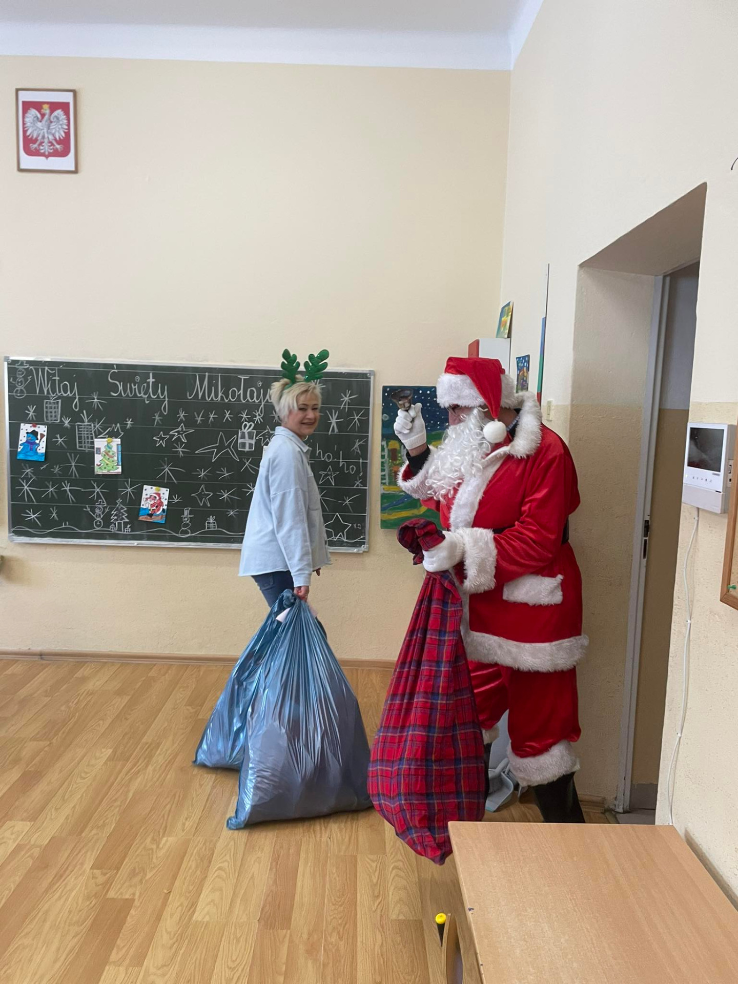 Święty Mikołaj w naszej szkole !!! - Obrazek 2