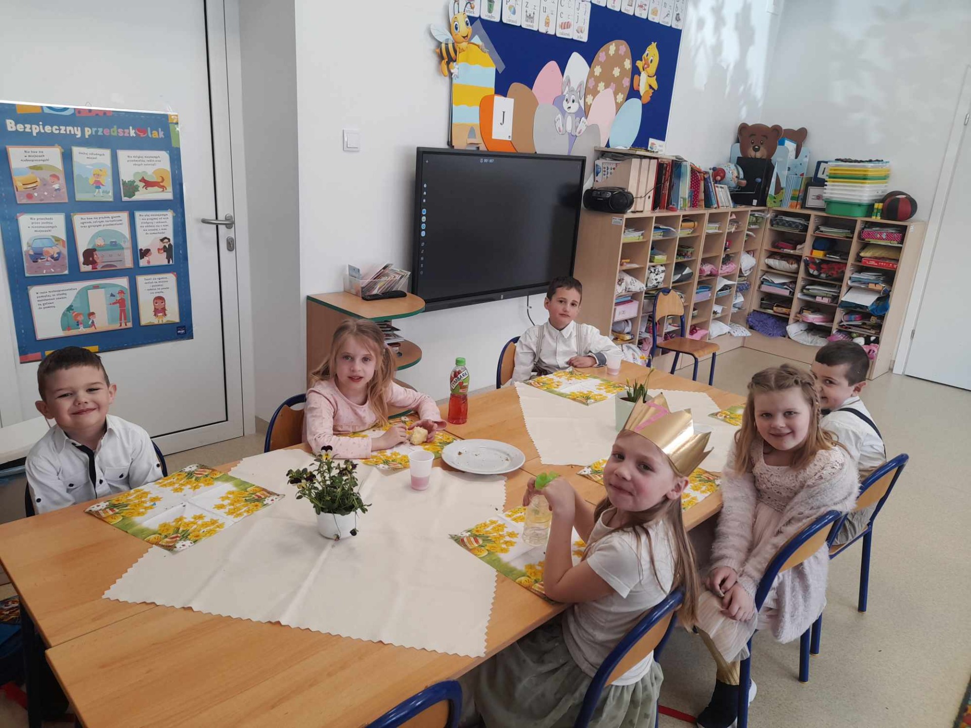 Śniadanie wielkanocne w przedszkolu - Obrazek 1
