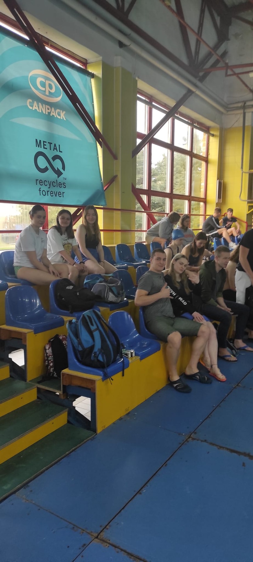 Srebro w finale Wojewódzkiej Licealiady w pływaniu - Obrazek 3