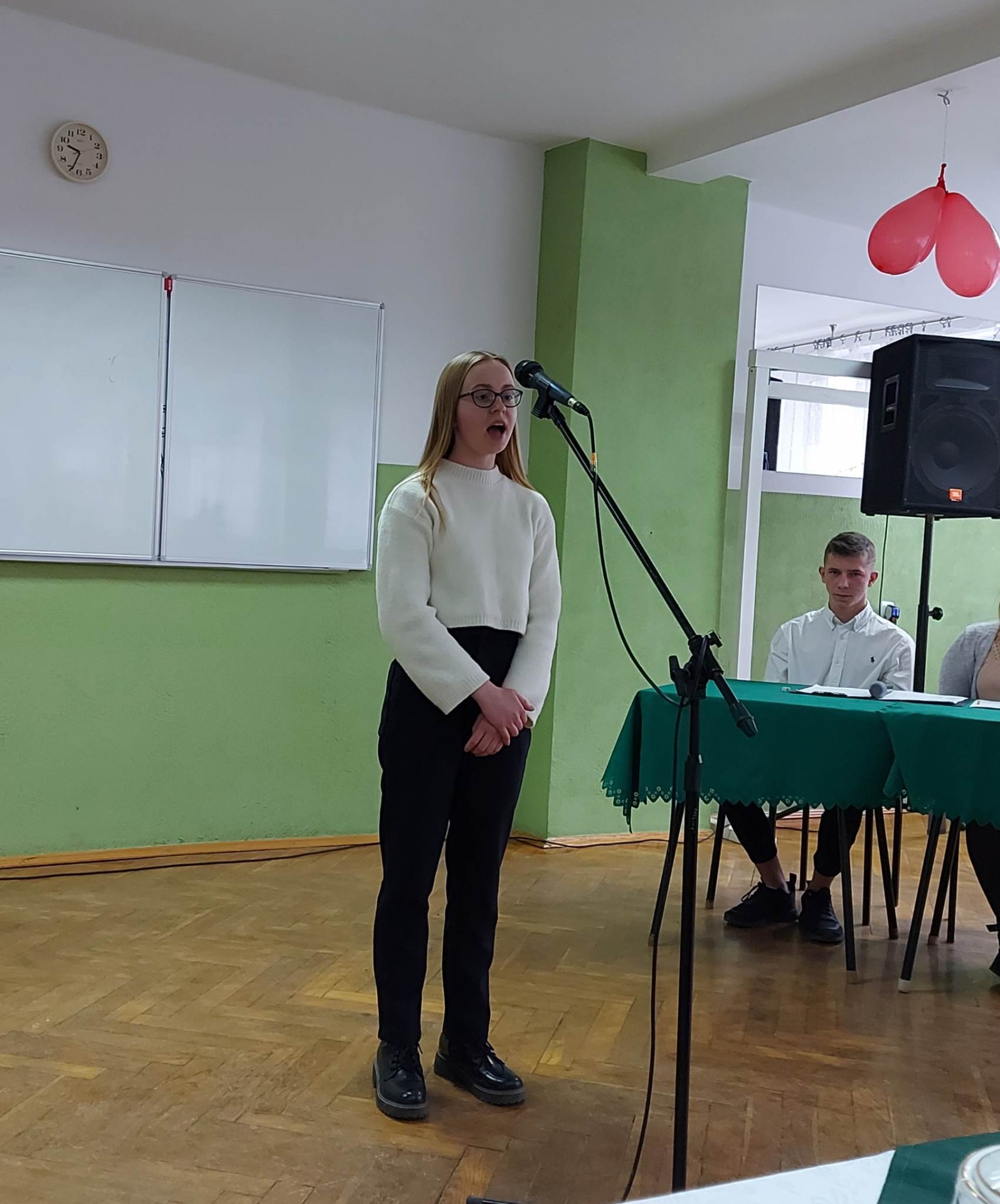 XV Powiatowy Konkurs Recytatorski Poezji i Prozy Obcojęzycznej w ZSA-E w Weryni - Obrazek 6
