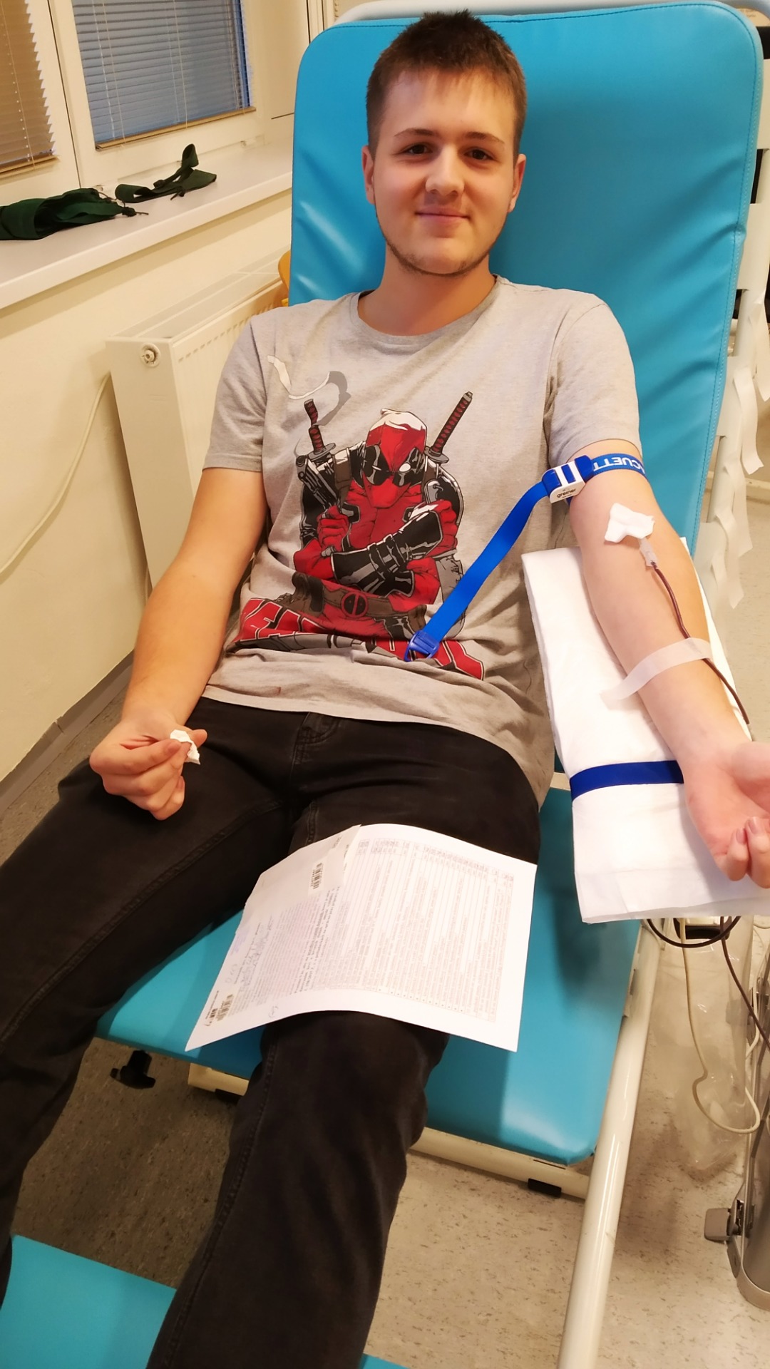 Buď odvážny a daruj krv - študentská kvapka krvi - Obrázok 2