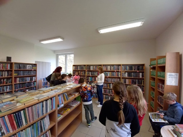 Návštěva knihovny v Kladně 4. ročník - Obrázek 5