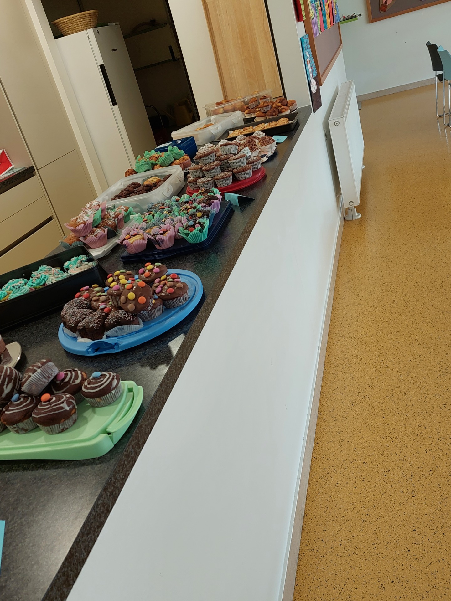 "Das große Muffin-Backen"- unsere kreativen Bäcker:innen der 4.Klassen - Bild 3